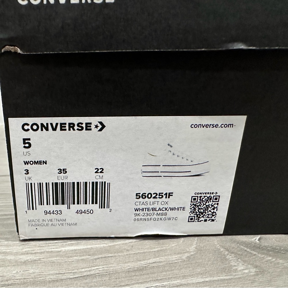 Women Chuck Taylor Platform Shoes